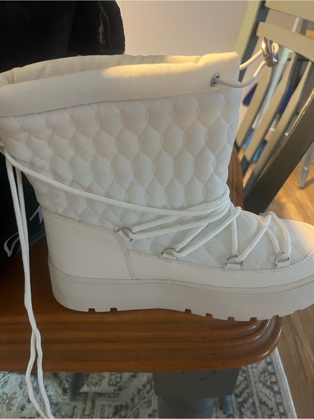 JustFab White Quilted Lace-Up Winter Boot